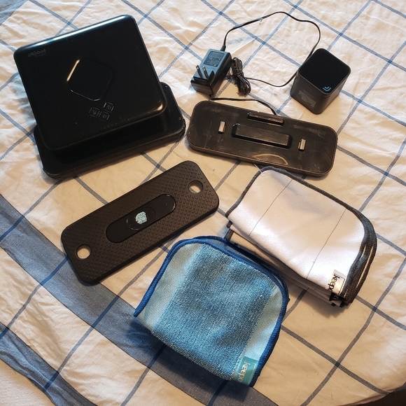 irobot Other - Irobot Braava Jet 380T Mopping Robot